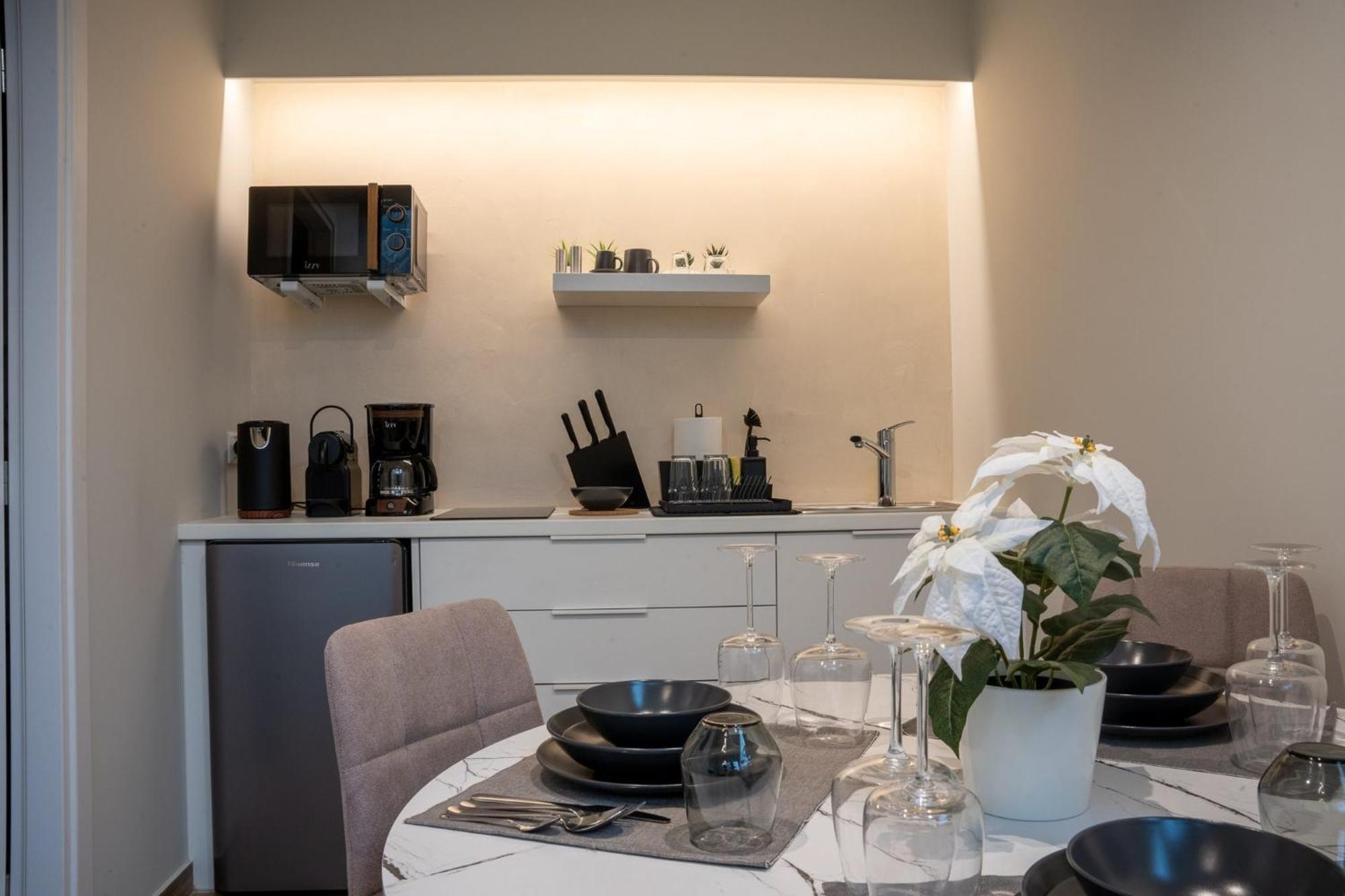 Acropolis Local Loft Daire Atina Dış mekan fotoğraf